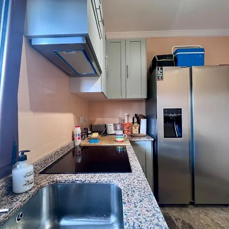 Renovated Townhouse Σπίτι διακοπών *
