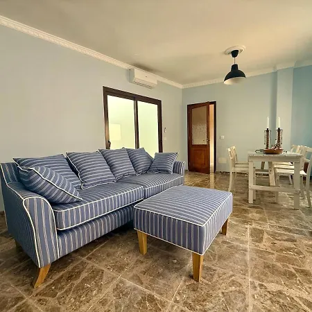 Renovated Townhouse Σπίτι διακοπών